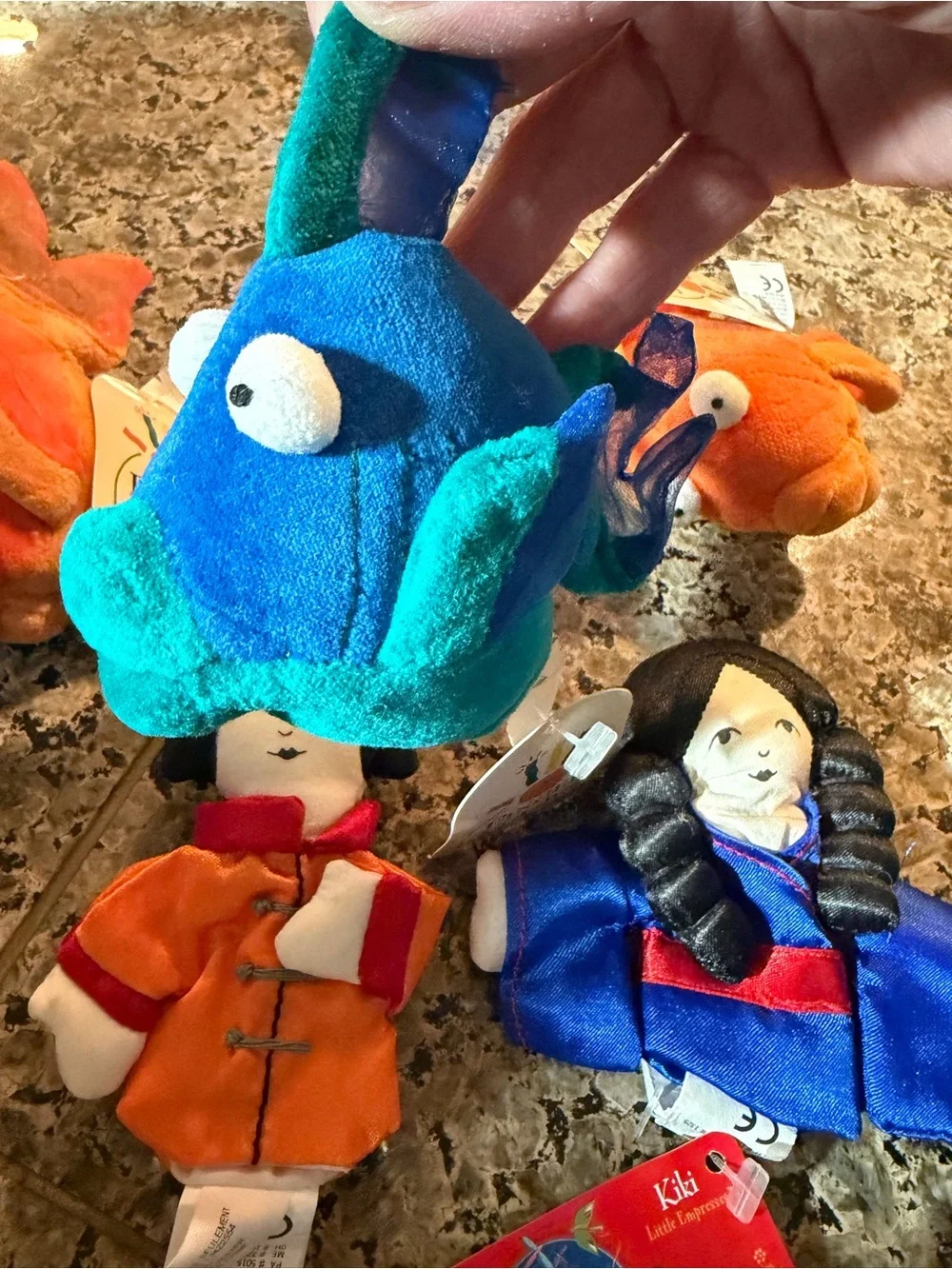 Dynamics of Manhattan Mei-Ling & Kiki VTG Finger Puppets & Finger Follies Fish